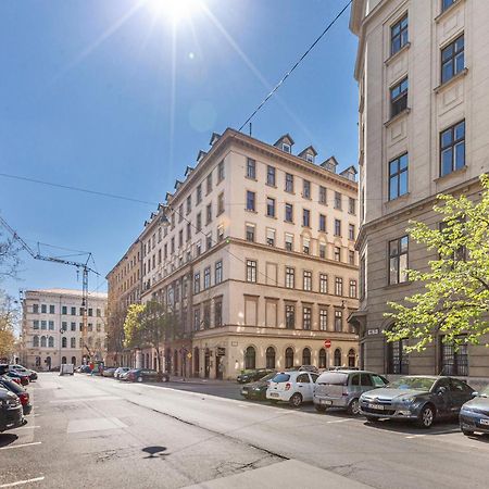 Freedom Apartment Near Parlament With Ac 布达佩斯 外观 照片